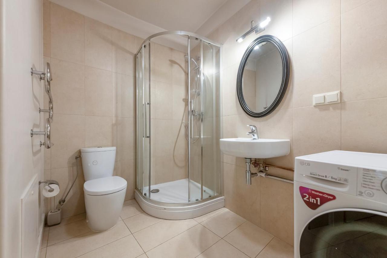 Luxury Gaono Apartments Vilnius Old Town I Self Check In I Free Private Parking Ngoại thất bức ảnh
