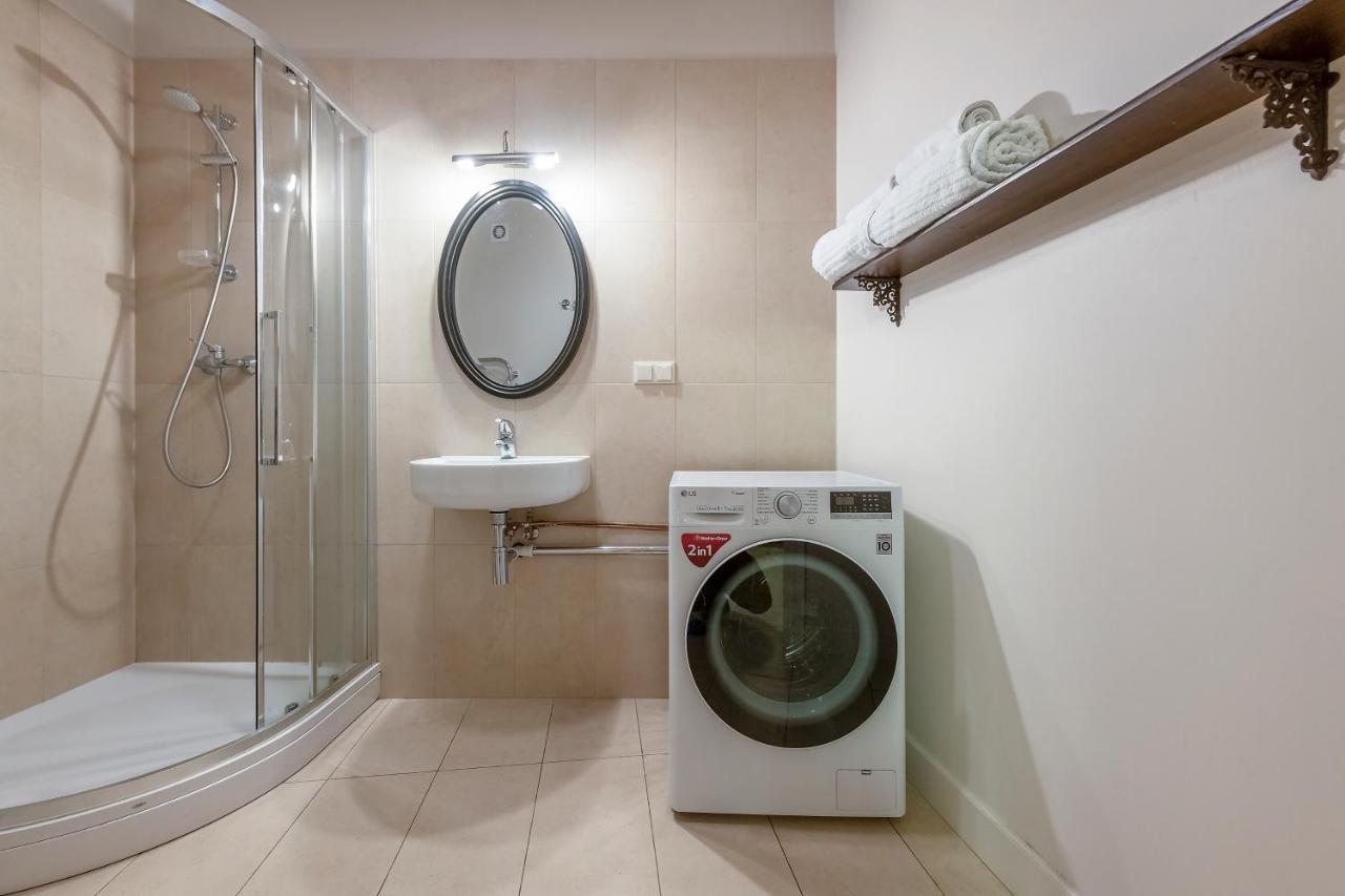 Luxury Gaono Apartments Vilnius Old Town I Self Check In I Free Private Parking Ngoại thất bức ảnh