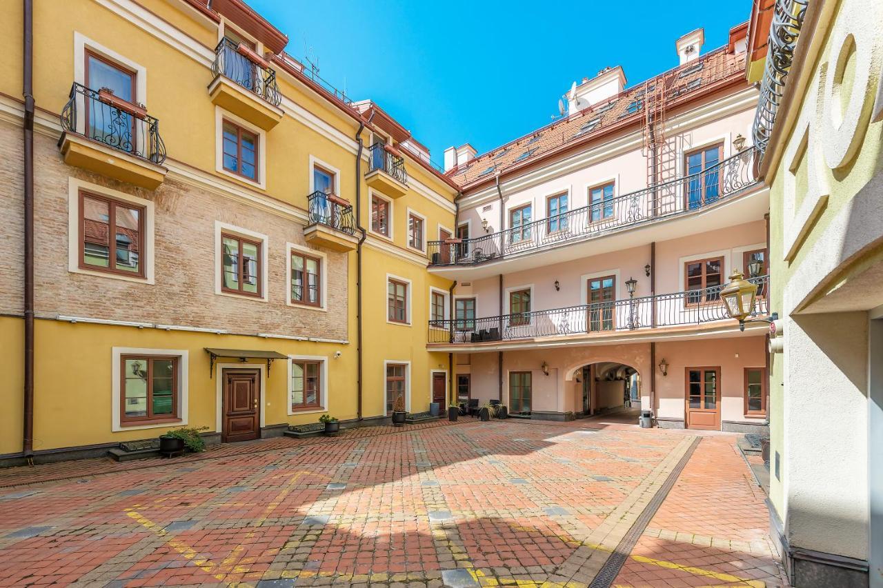 Luxury Gaono Apartments Vilnius Old Town I Self Check In I Free Private Parking Ngoại thất bức ảnh