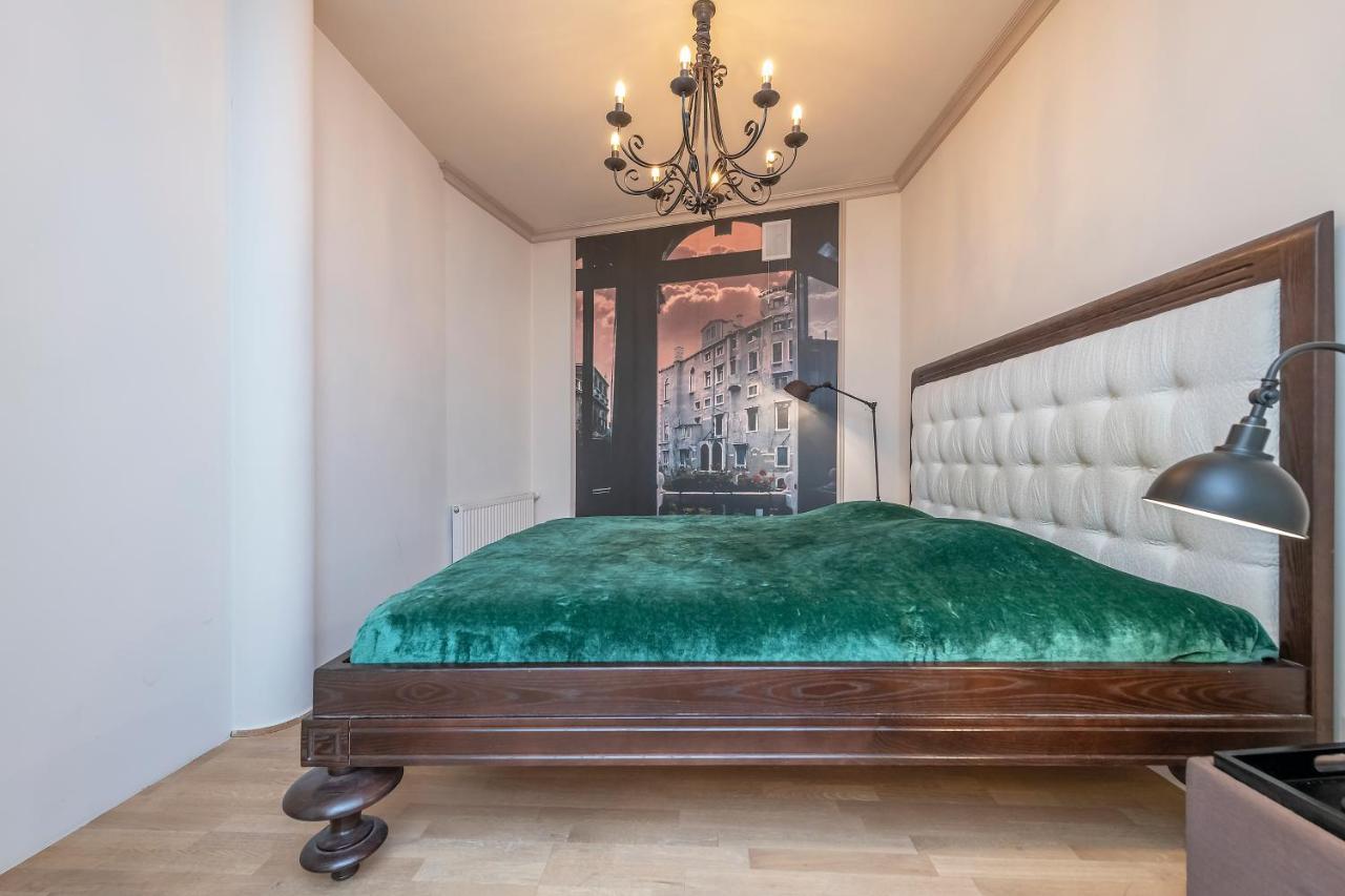 Luxury Gaono Apartments Vilnius Old Town I Self Check In I Free Private Parking Ngoại thất bức ảnh